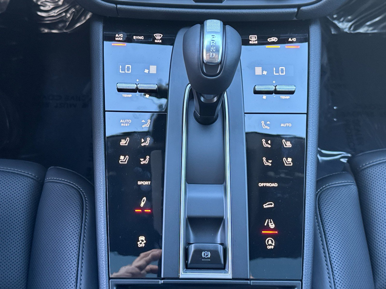 New 2026 Porsche Macan S AWD/4WD image 21