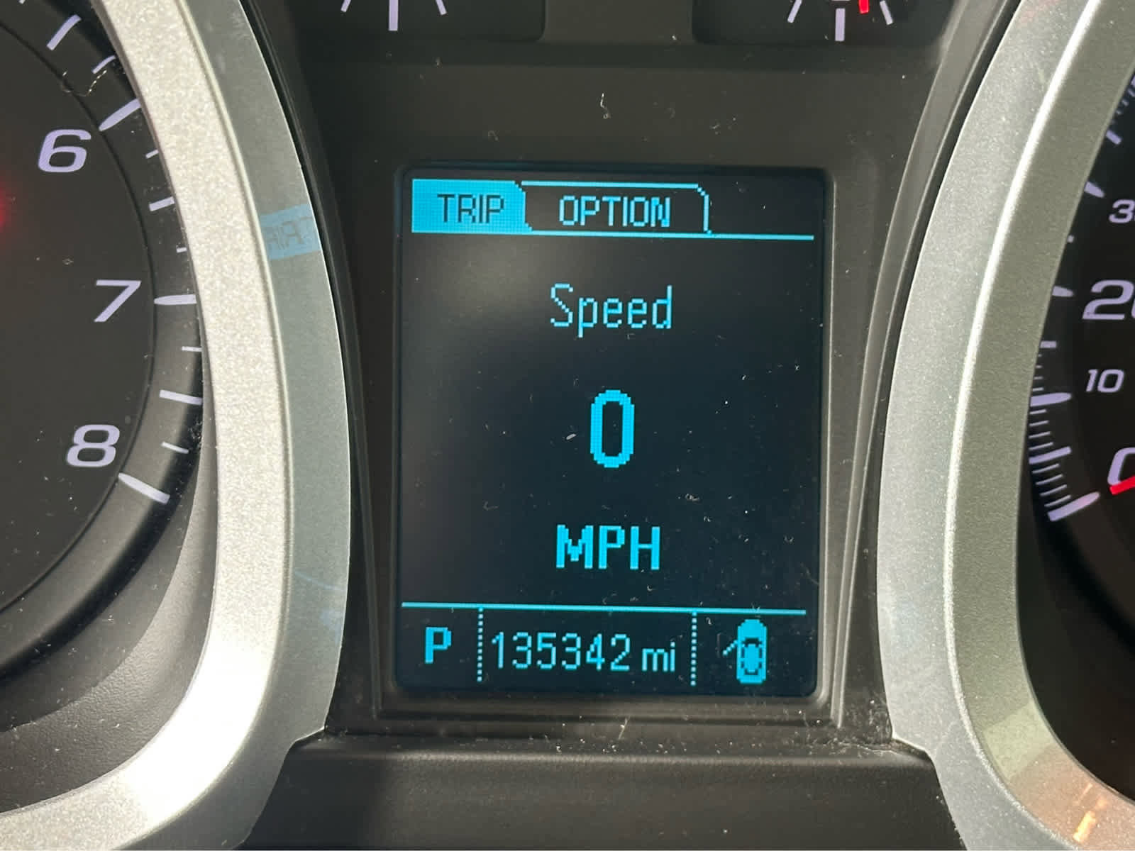 Used 2017 Chevrolet Equinox LT w/ Driver Confidence Package II image 22