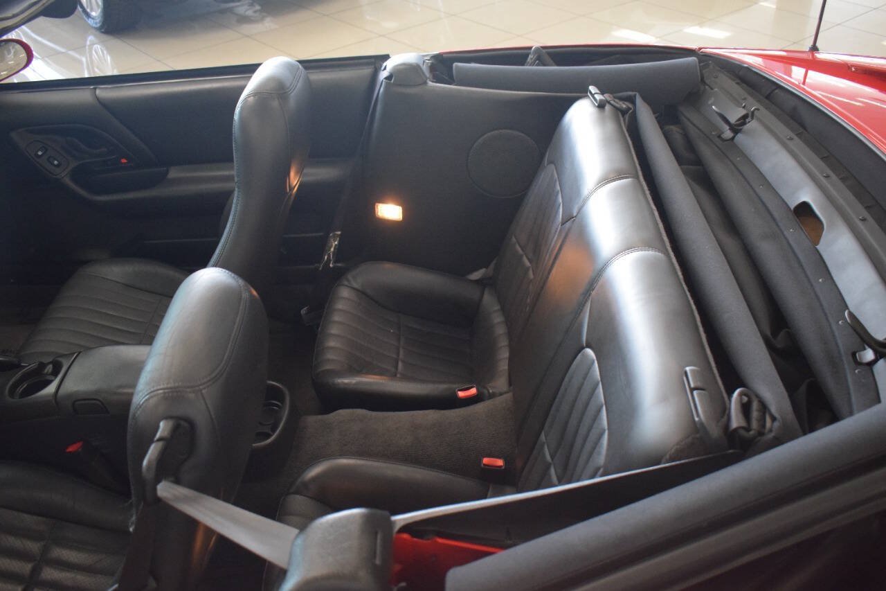 Used 2002 Chevrolet Camaro Z28 RWD image 57