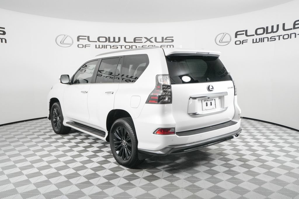Used 2023 Lexus GX 460 Premium w/ Accessory Package AWD/4WD image 5