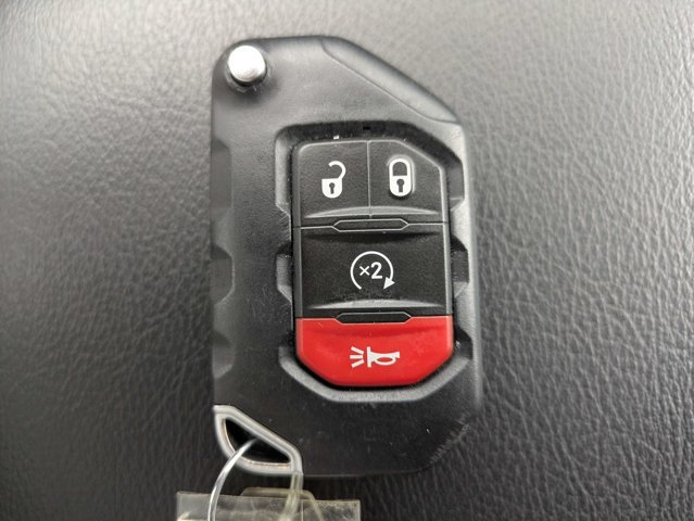 Used 2022 Jeep Gladiator Sport AWD/4WD image 31