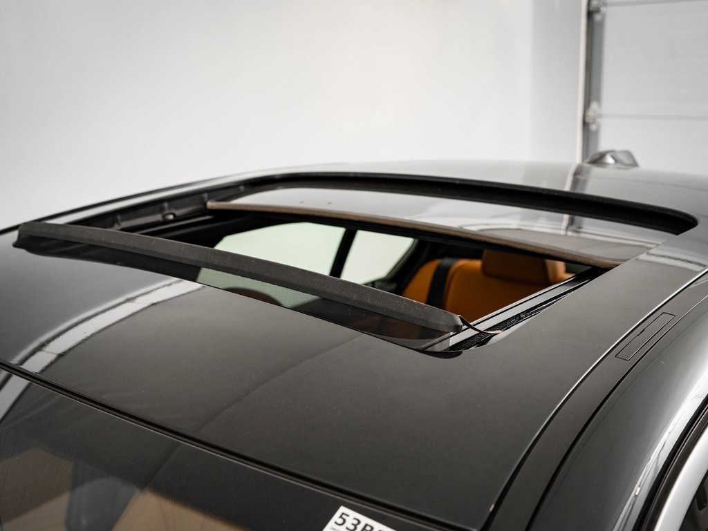 Used 2024 BMW 330i xDrive Sedan w/ Premium Package image 14