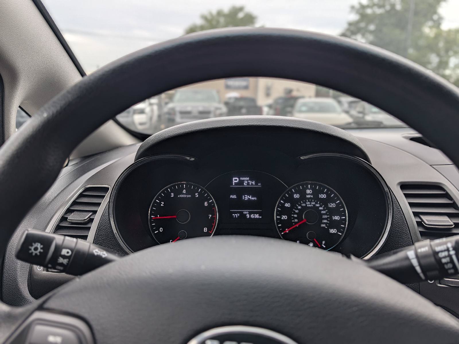 Used 2017 Kia Forte LX FWD image 5