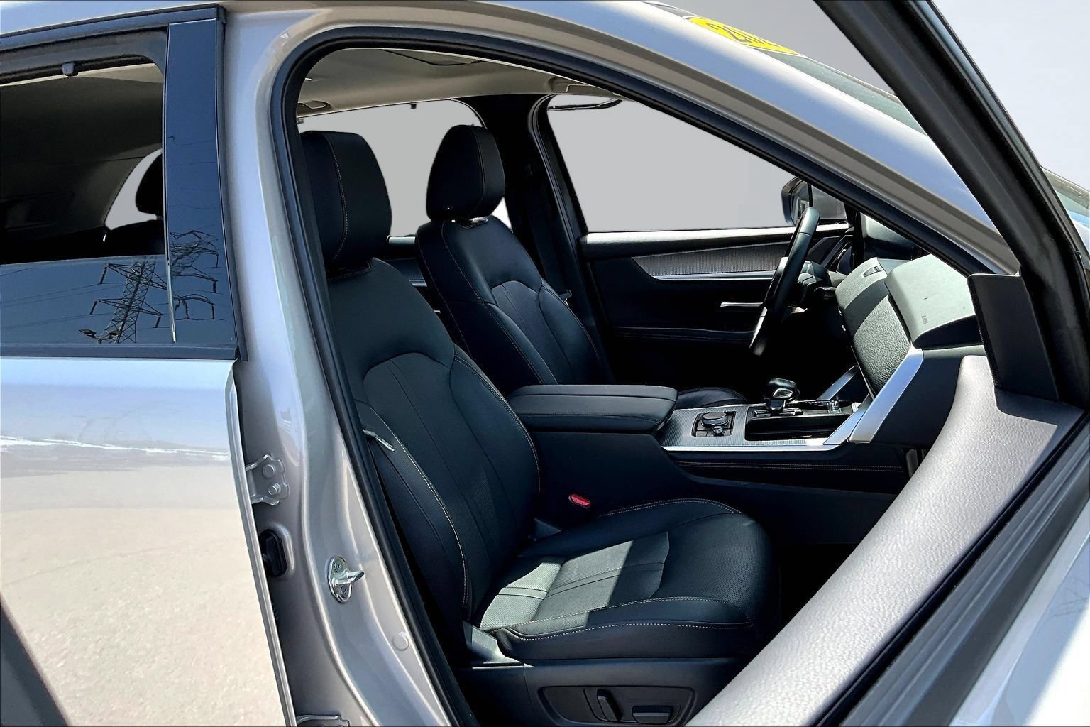 Used 2024 MAZDA CX-90 Plug-In Hybrid w/ Preferred AWD/4WD image 31