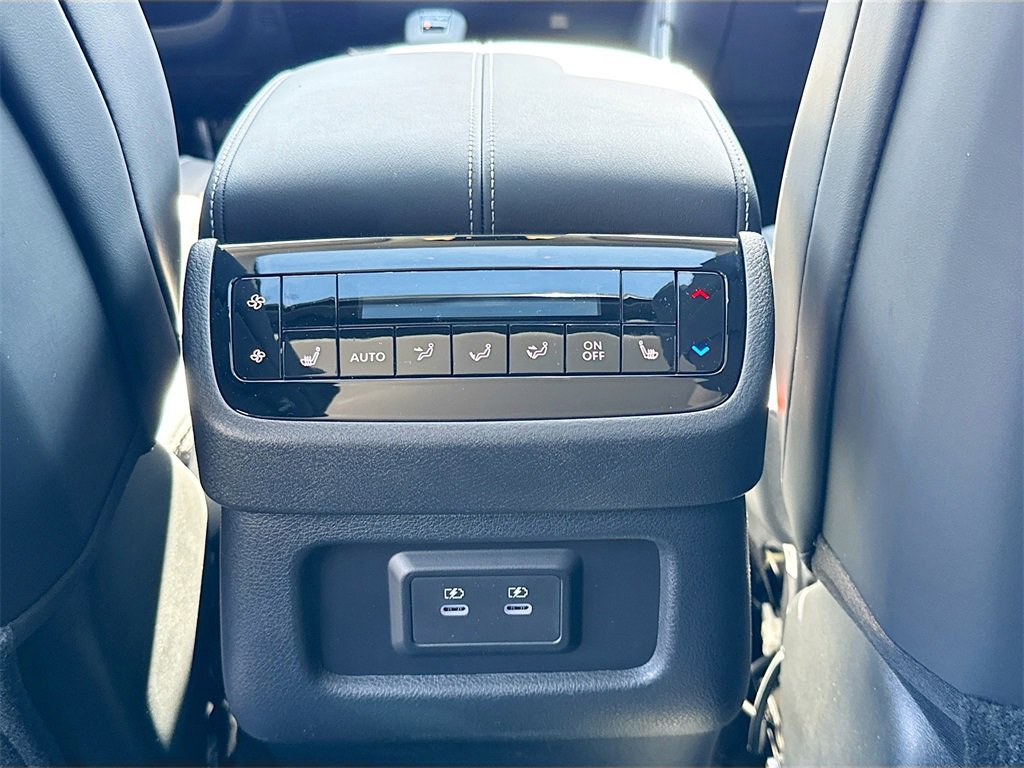 New 2026 INFINITI QX60 Luxe w/ Cargo Package image 27