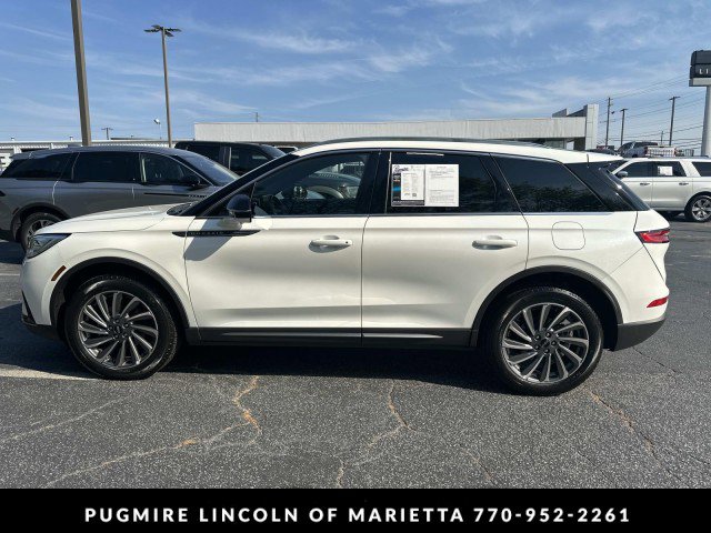 Used 2023 Lincoln Corsair Reserve w/ Equipment Group 201A image 8