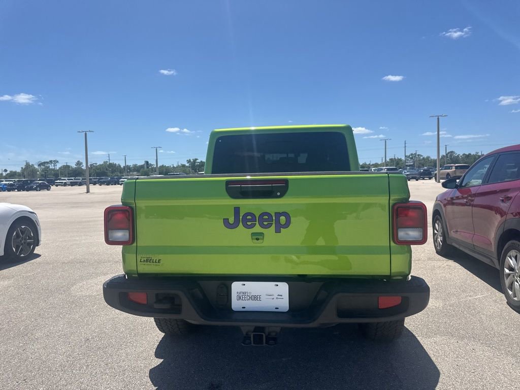 Used 2025 Jeep Gladiator Sport image 4