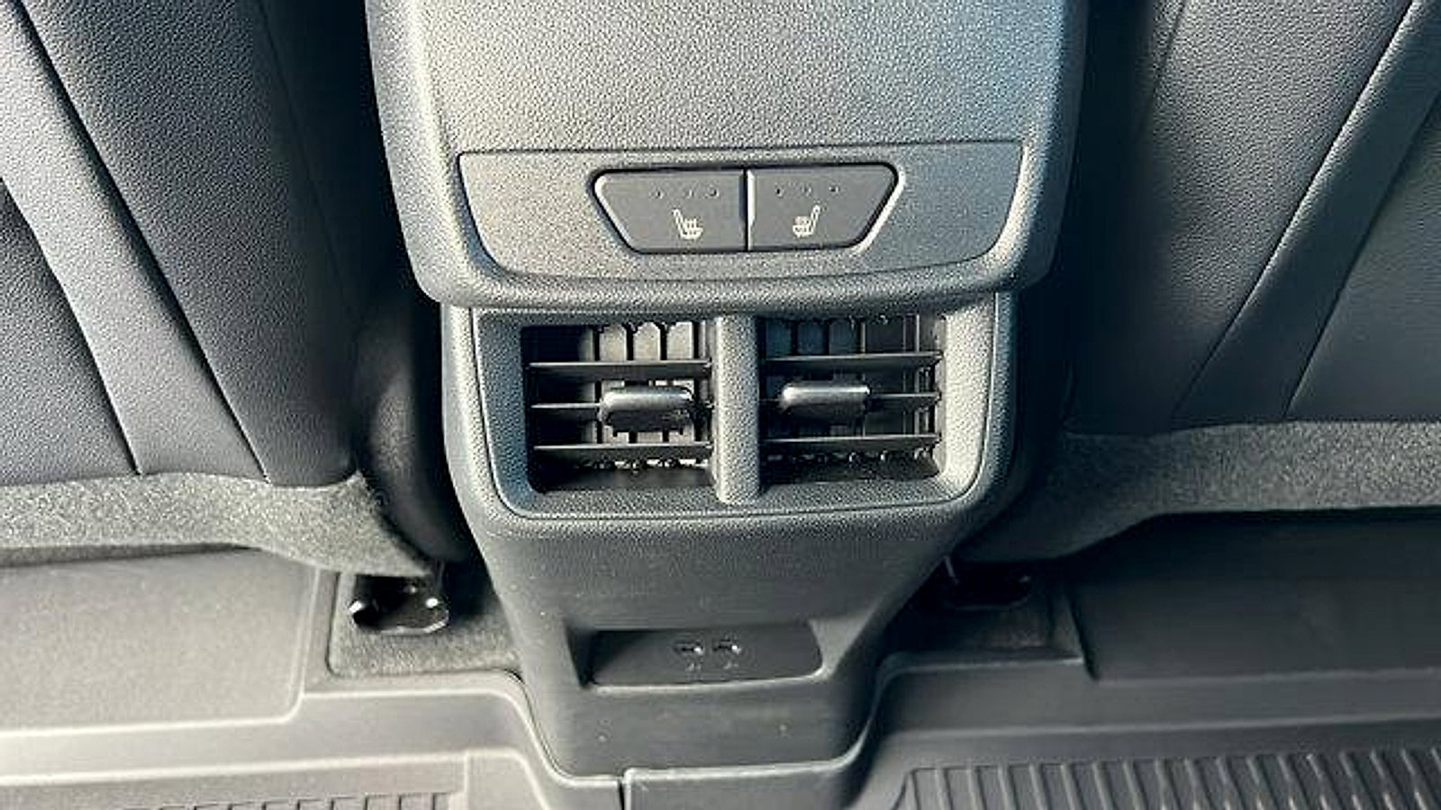 New 2026 Chevrolet Equinox RS w/ Convenience Package III image 14