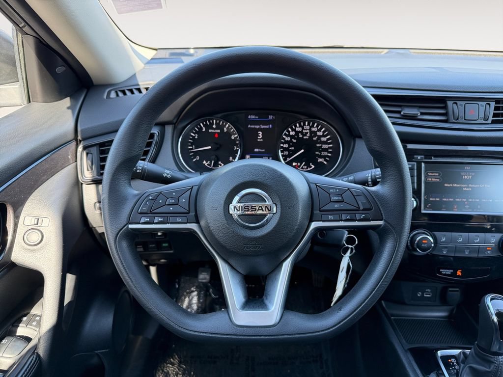 Used 2018 Nissan Rogue S AWD/4WD image 14
