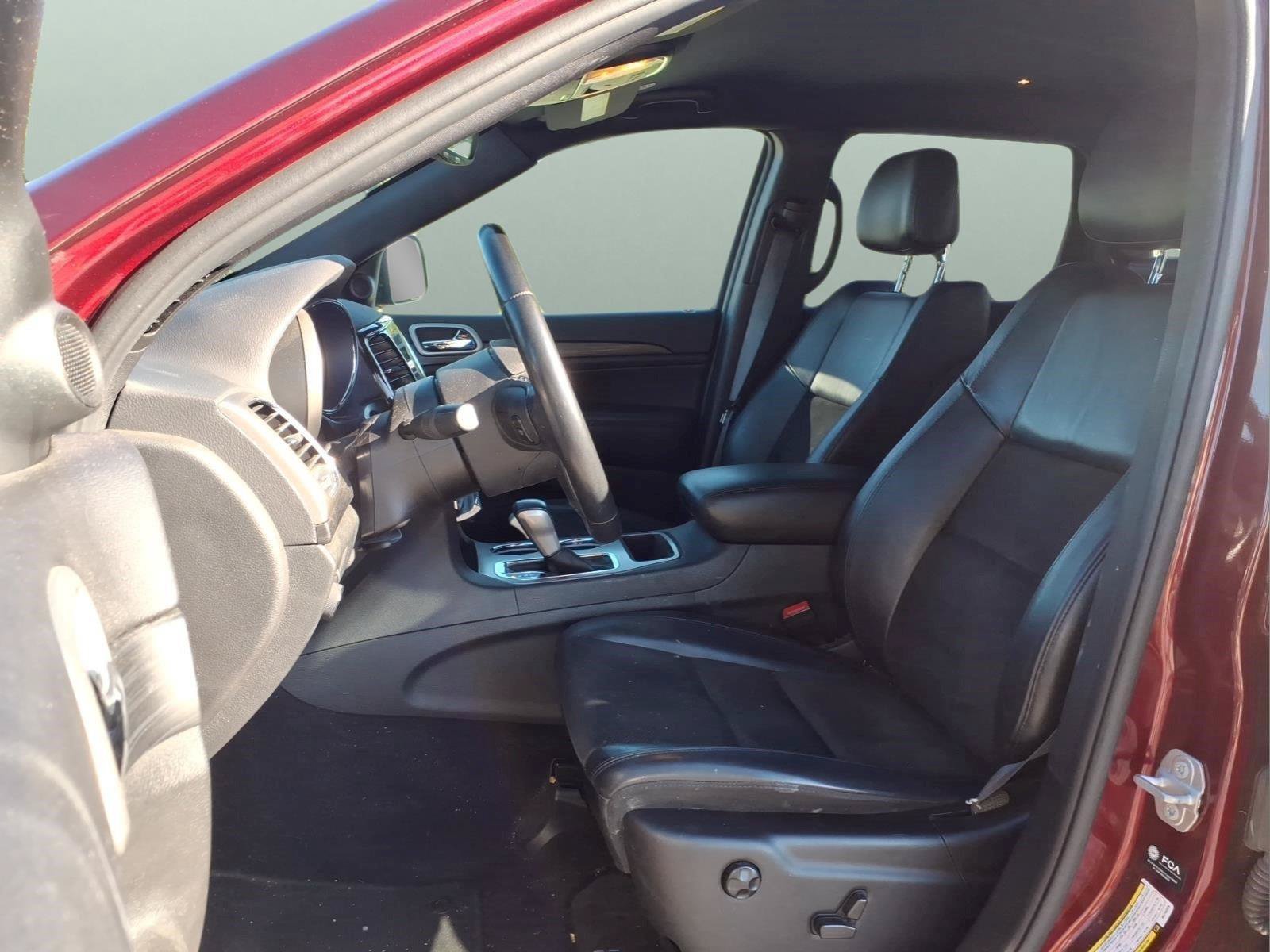 Used 2021 Jeep Grand Cherokee Laredo X AWD/4WD image 18
