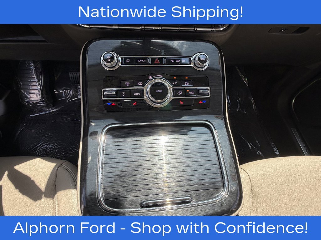 Used 2023 Lincoln Nautilus AWD w/ Premium Package image 18