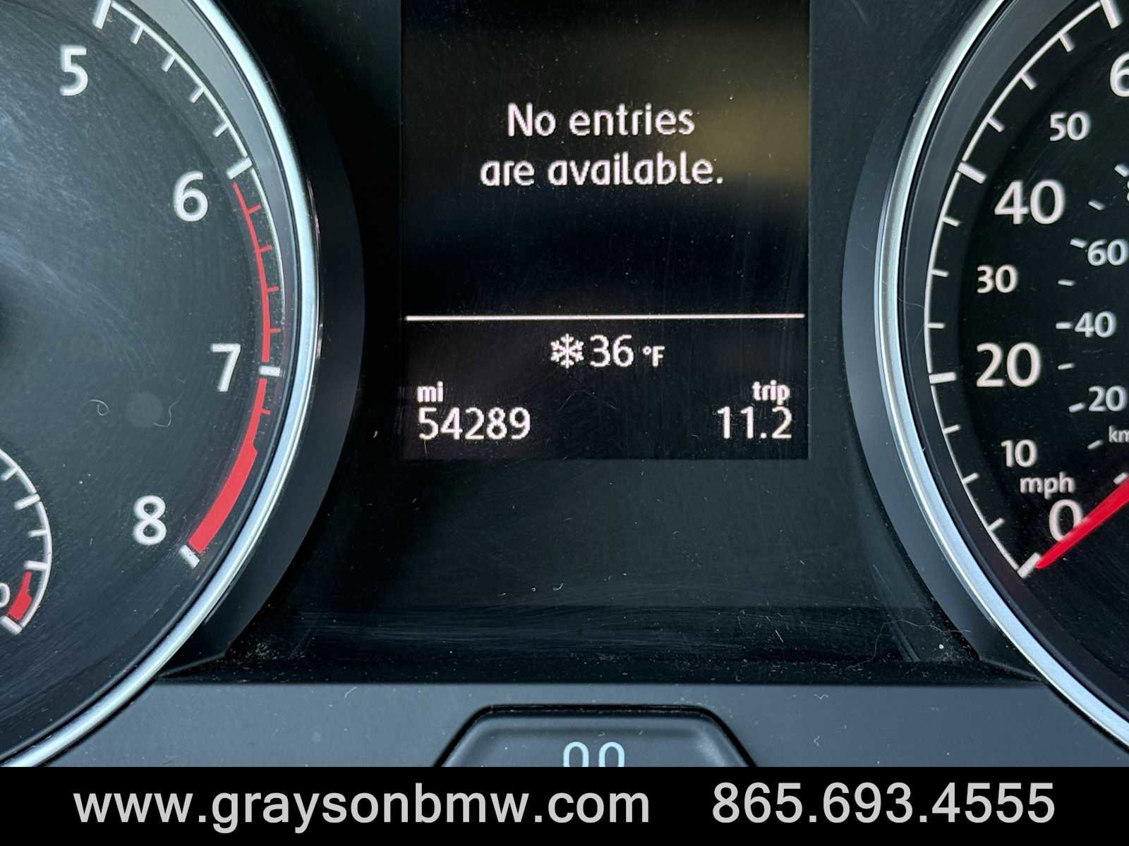 Used 2016 Volkswagen Golf S image 28