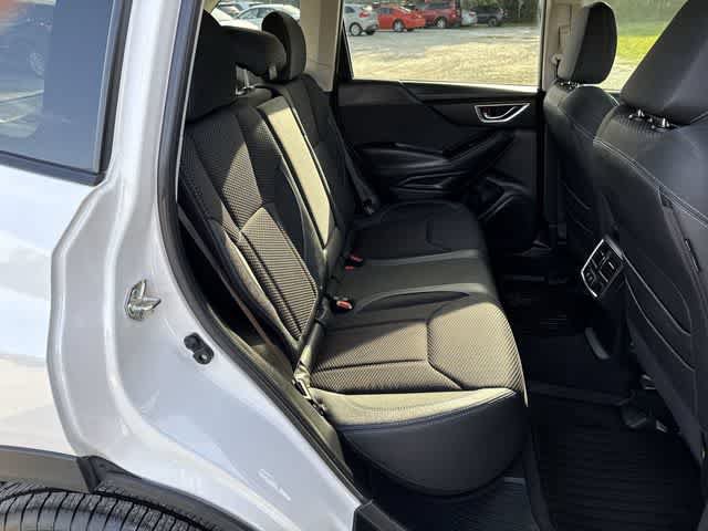 Used 2019 Subaru Forester Premium AWD/4WD image 18