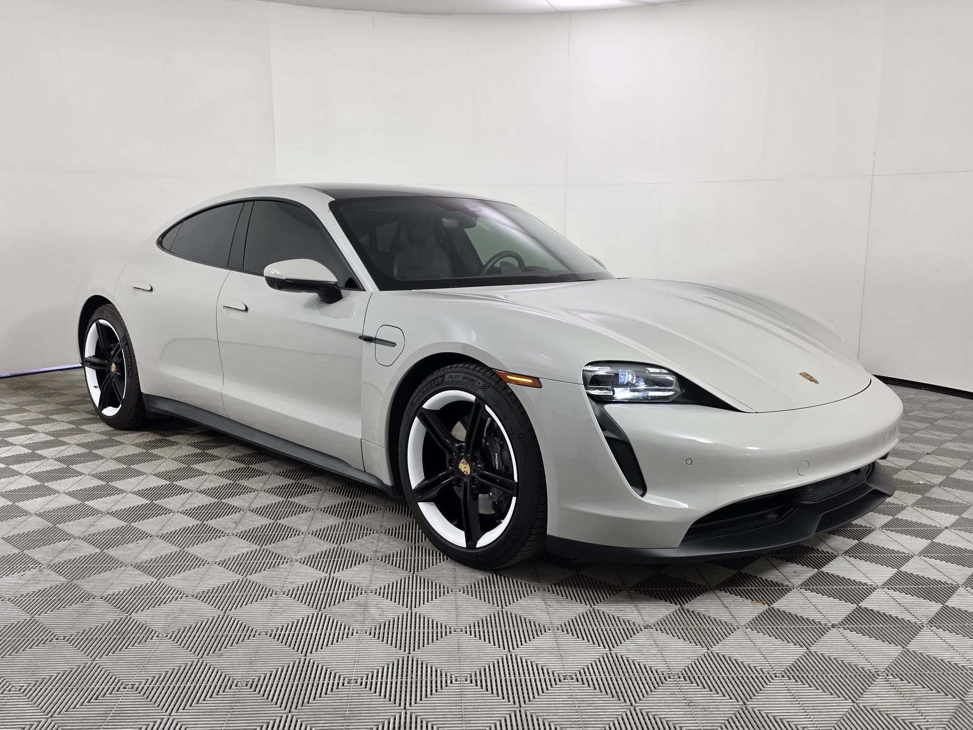 Used 2022 Porsche Taycan