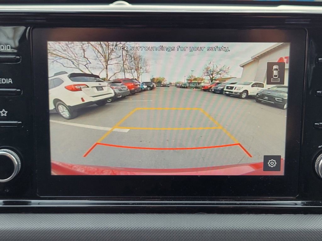 Used 2022 Kia K5 LX image 17