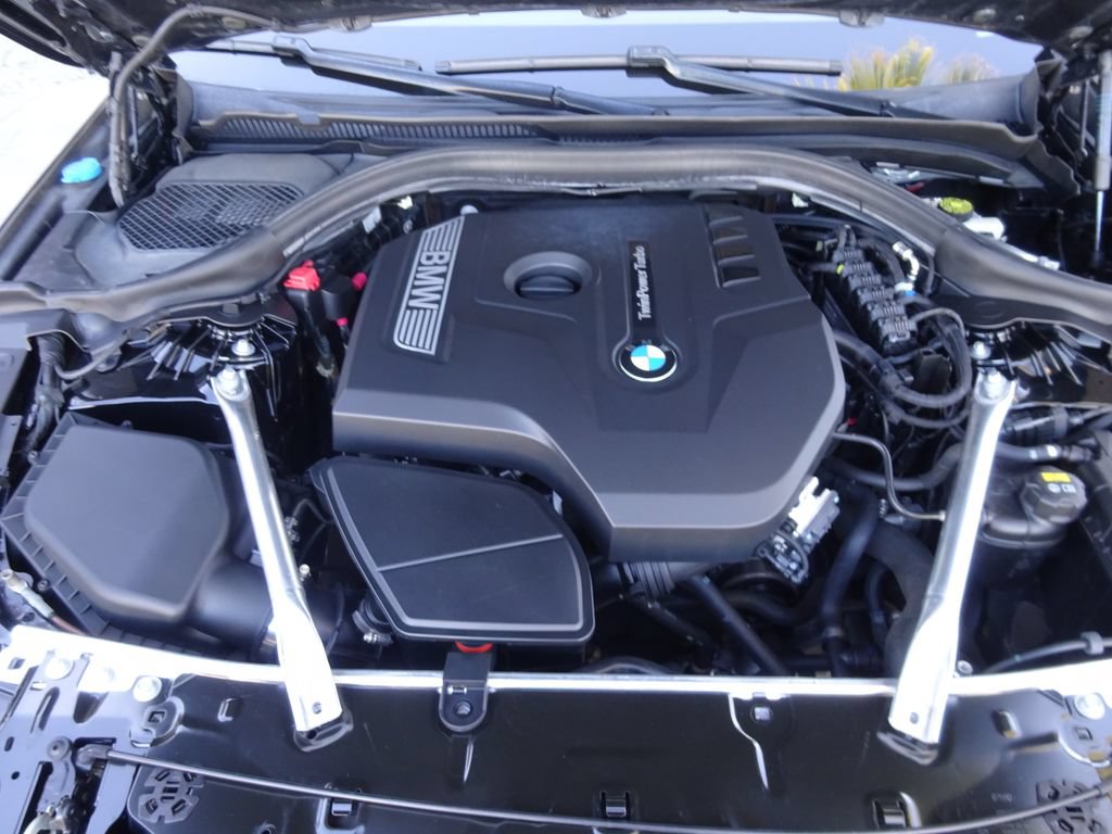 Used 2019 BMW 530i RWD image 11