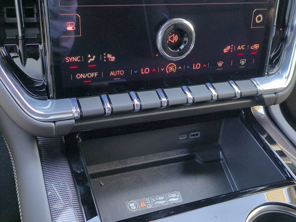 New 2026 GMC Yukon XL Elevation RWD image 16