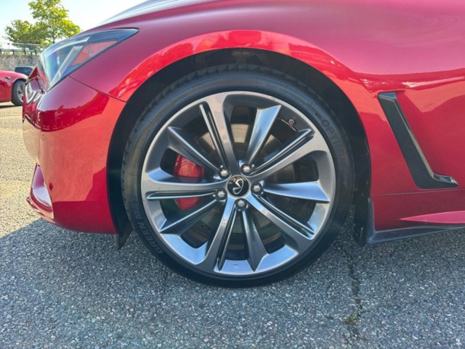 Certified 2022 INFINITI Q60 Red Sport 400 w/ Carbon Fiber Package image 9