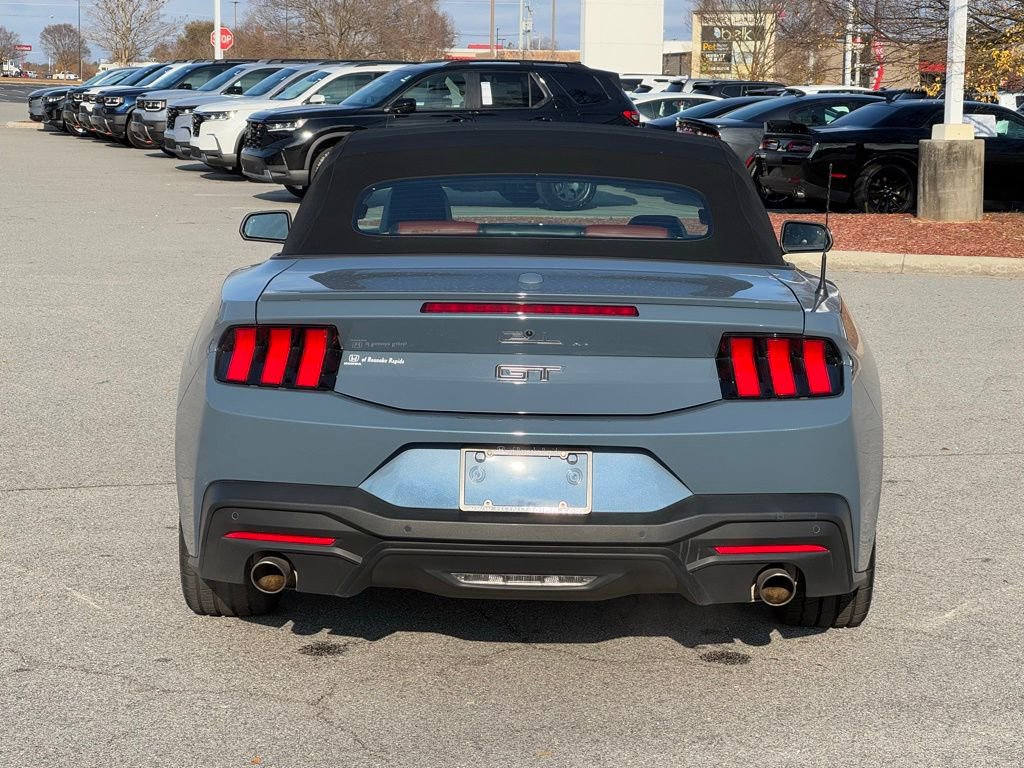 Used 2024 Ford Mustang GT Premium image 12