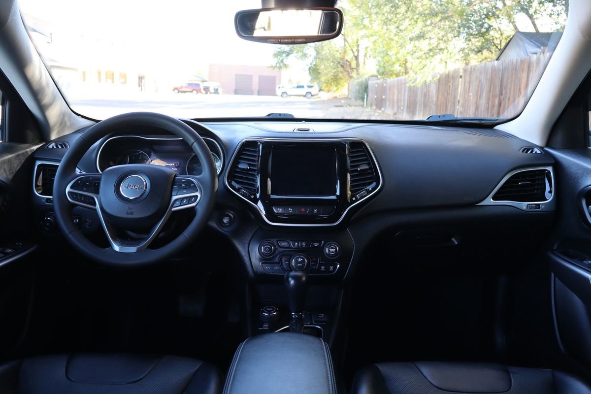 Used 2022 Jeep Cherokee Limited image 16