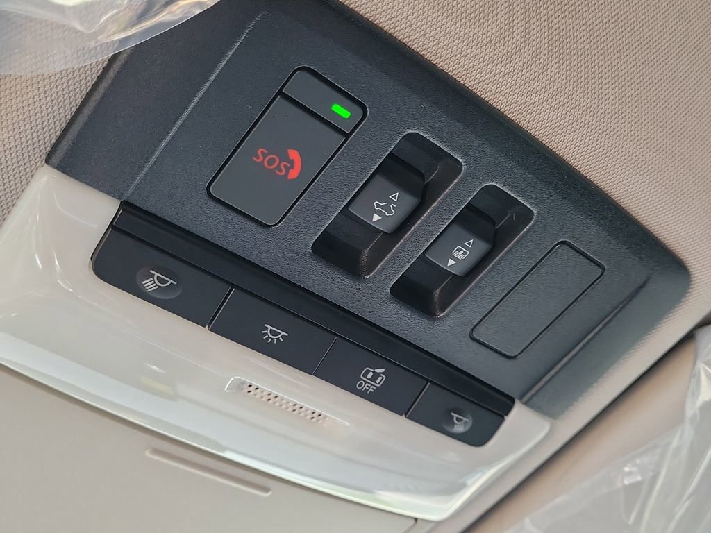 New 2025 Mitsubishi Outlander SE image 23