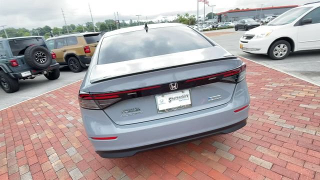 Used 2024 Honda Accord Sport image 8