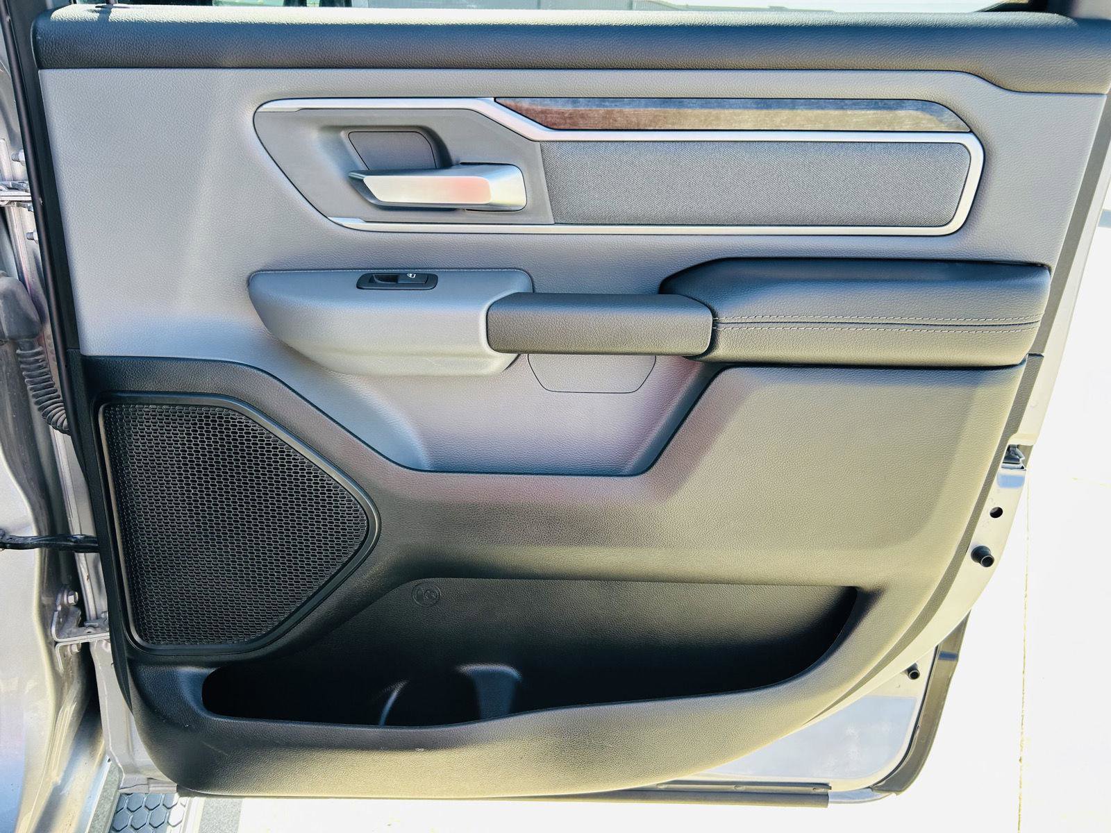 Used 2021 RAM 1500 Big Horn image 26