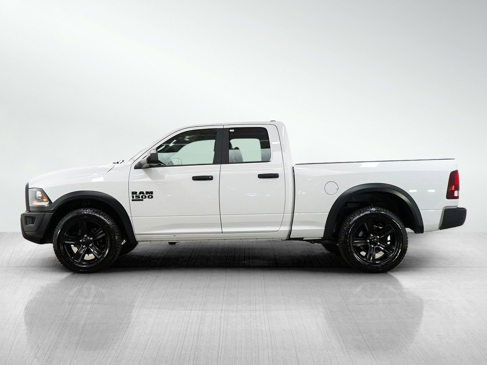 Used 2022 RAM 1500 Classic Warlock w/ Trailer & Traction Group AWD/4WD image 2