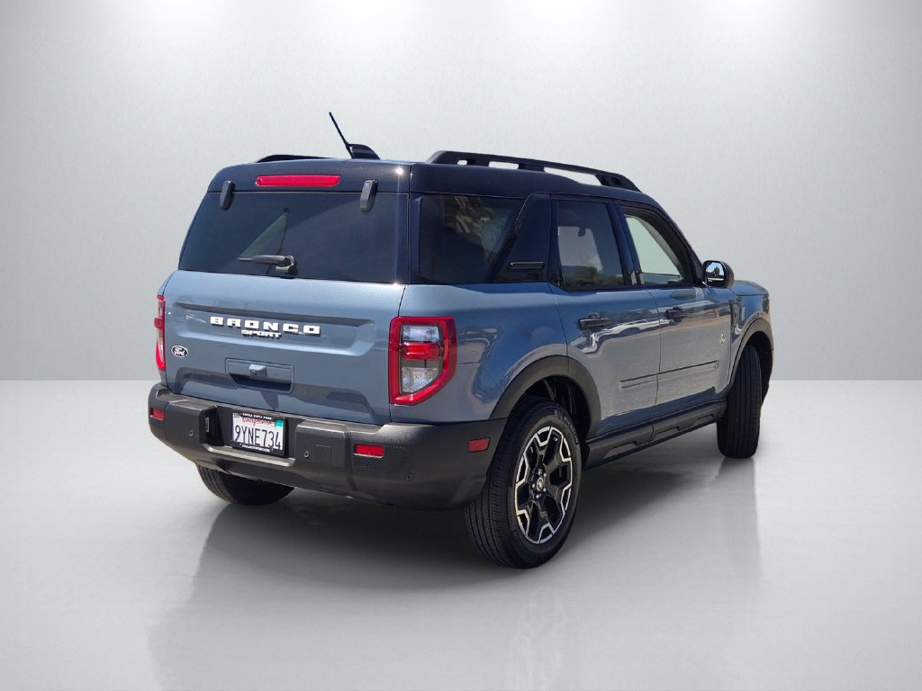 Used 2026 Ford Bronco Sport Outer Banks AWD/4WD image 4