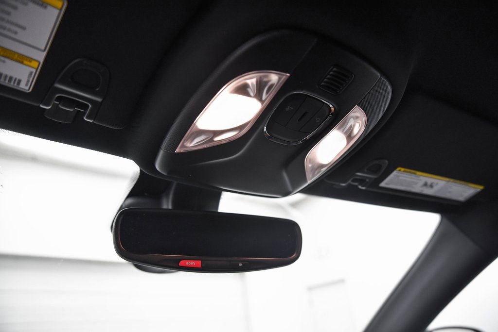 Used 2024 Jeep Compass Limited image 18