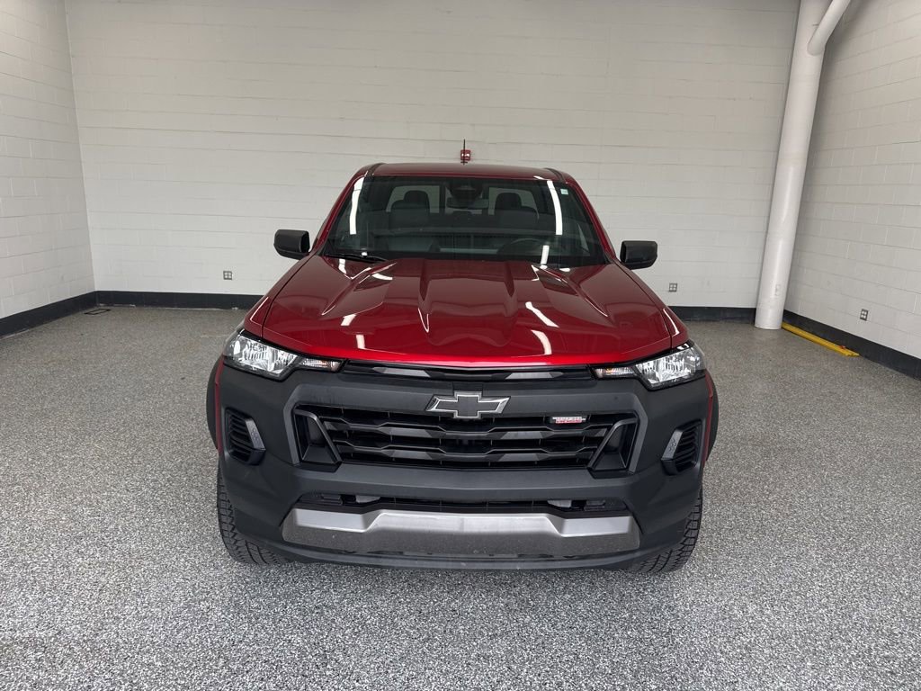 Used 2024 Chevrolet Colorado Trail Boss w/ Advanced Trailering Package AWD/4WD image 8