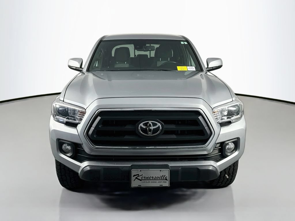 Used 2022 Toyota Tacoma TRD Off-Road AWD/4WD image 2