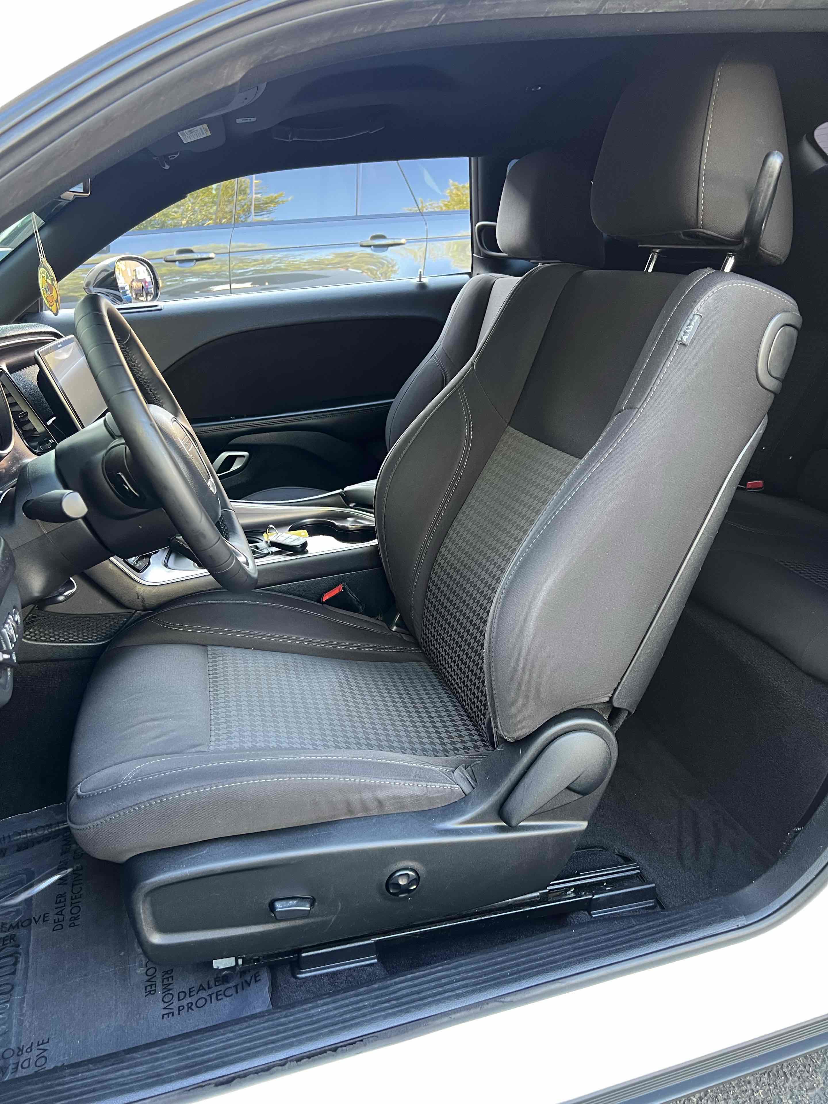 Used 2017 Dodge Challenger R/T RWD image 26