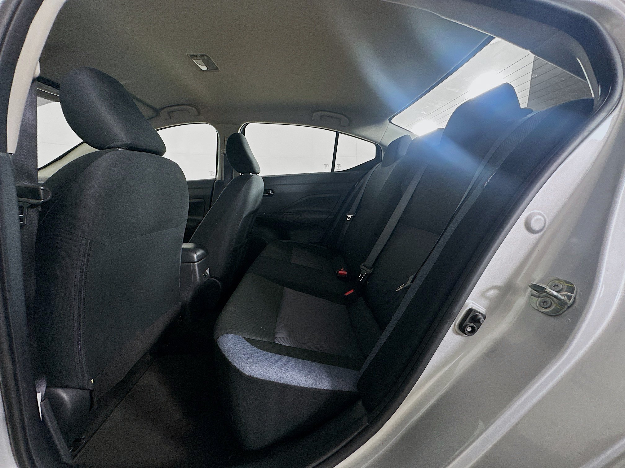 Used 2025 Nissan Versa SV FWD image 26