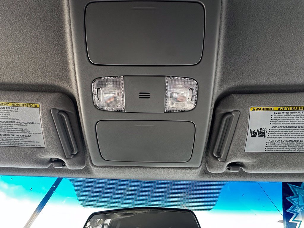 Used 2015 Toyota Tacoma 2WD Access Cab w/ SR5 Package image 32