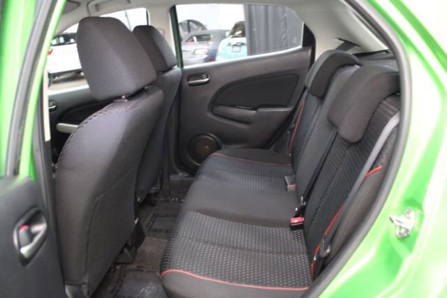 Used 2012 MAZDA MAZDA2 Touring FWD image 16