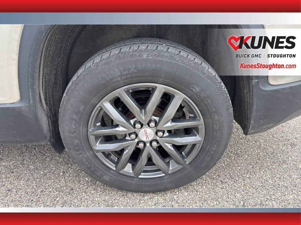 Used 2017 GMC Acadia SLT image 16