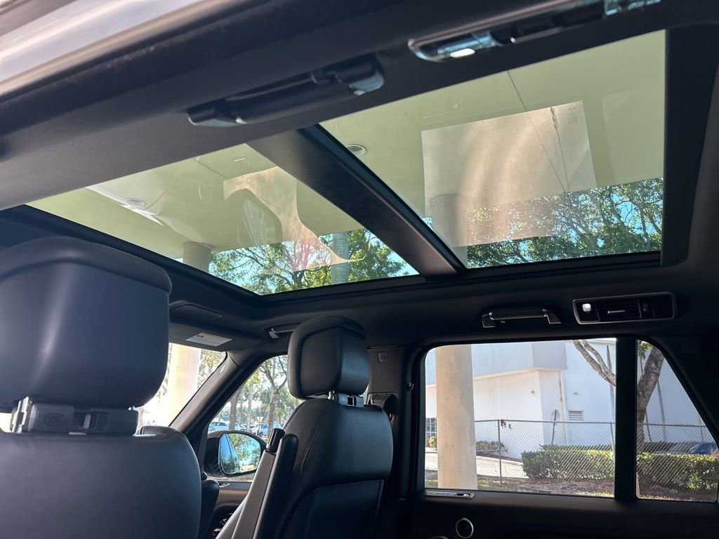 Used 2022 Land Rover Range Rover Westminster Edition image 47