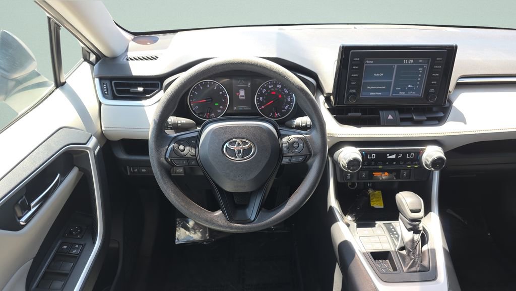 Used 2019 Toyota RAV4 XLE w/ Convenience Package image 12