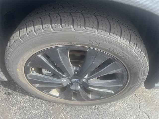 Used 2022 Subaru Ascent Onyx Edition image 10