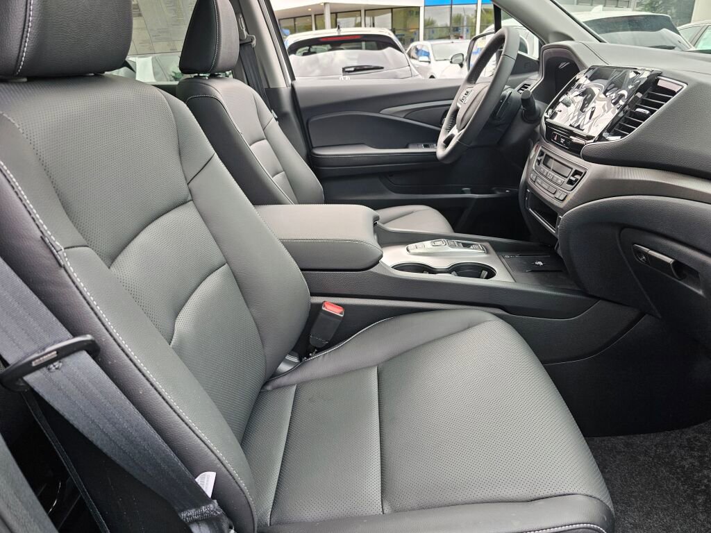 New 2025 Honda Ridgeline RTL image 13