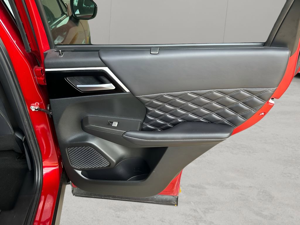 Used 2023 Mitsubishi Outlander SEL 40th Anniversary image 30