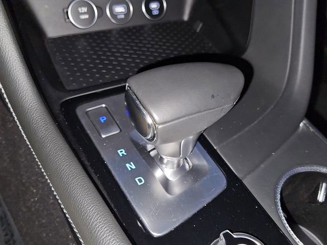 Used 2025 Genesis G70 2.5T image 21