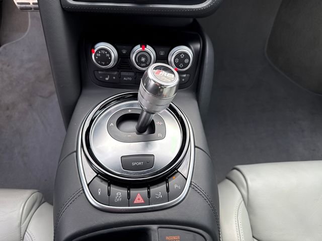Used 2015 Audi R8 V8 image 16