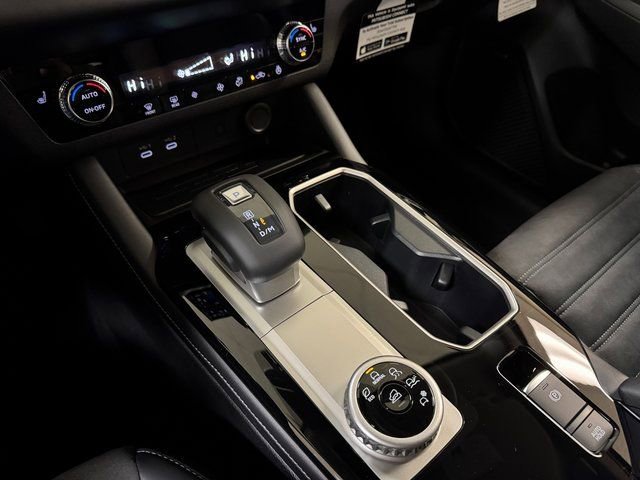 New 2026 Mitsubishi Outlander SE FWD image 19