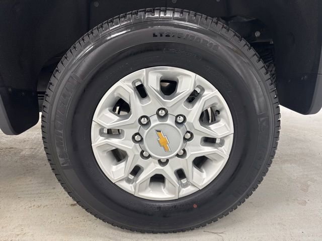 Used 2025 Chevrolet Silverado 2500 LTZ w/ LTZ Plus Package AWD/4WD image 38