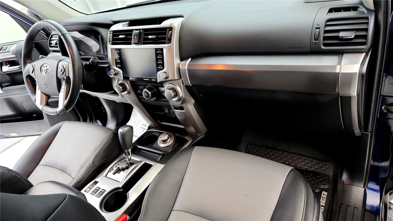 Used 2020 Toyota 4Runner SR5 Premium image 15