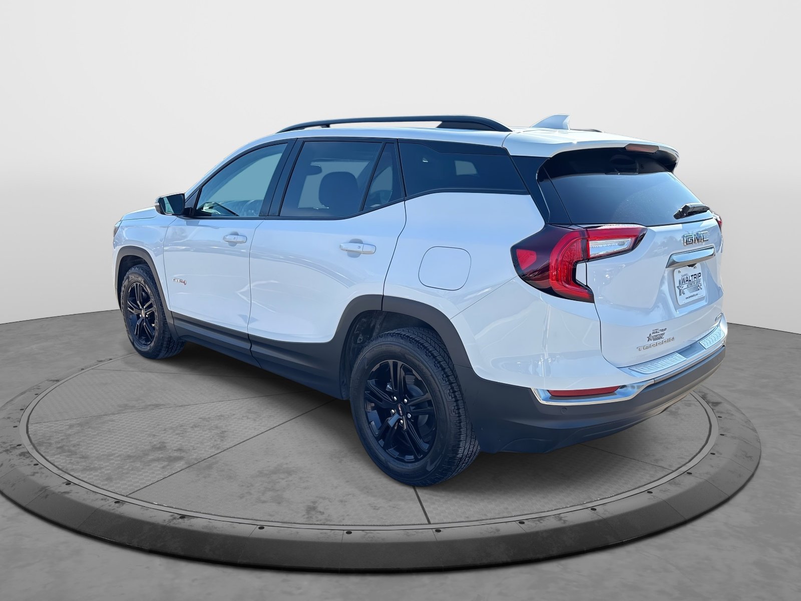 Certified 2024 GMC Terrain AT4 w/ Infotainment Package II image 6