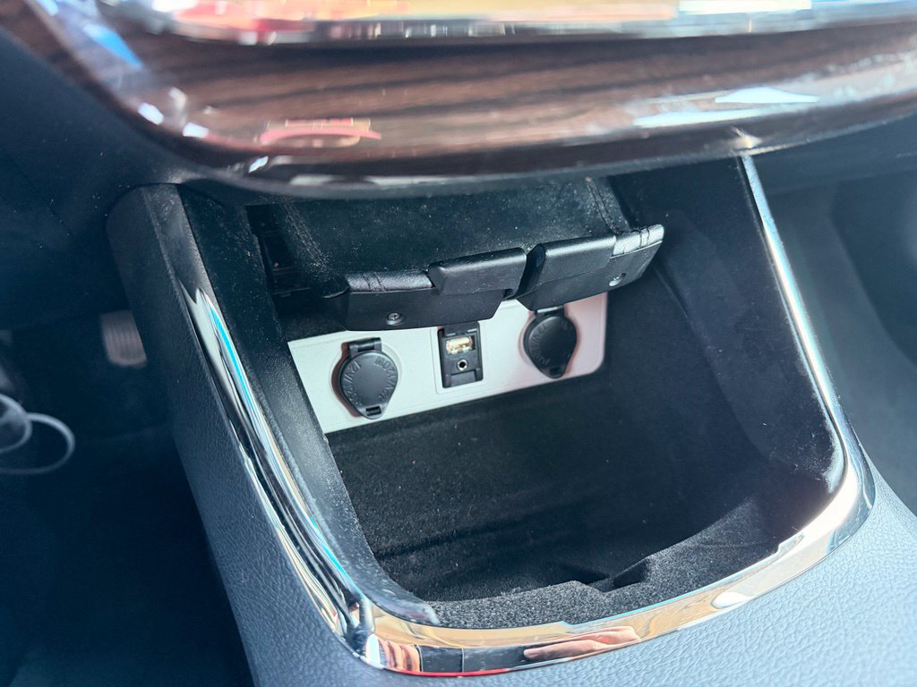 Used 2015 Toyota Avalon XLE Touring FWD image 23
