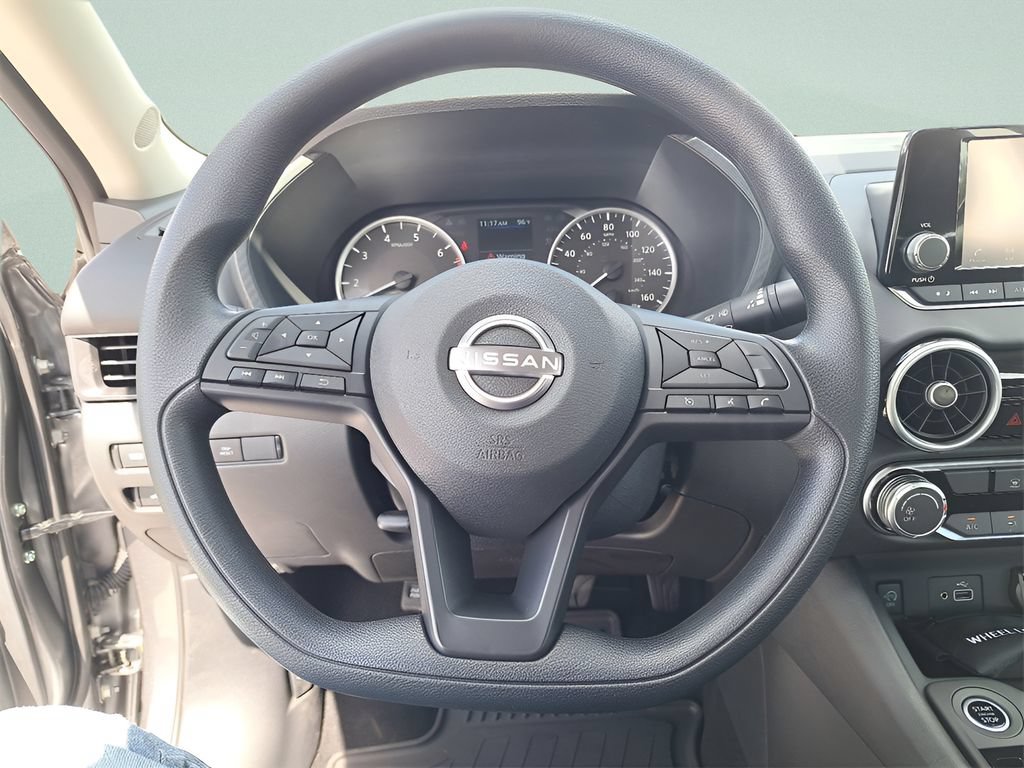 Certified 2025 Nissan Sentra S FWD image 39